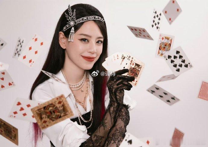 谢娜说江语晨是进步女一浪姐现场谢娜盖章江语晨为进步女一，不管台风还是业务能力都稳