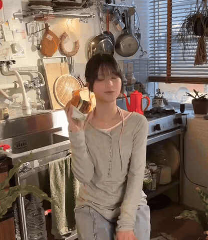 日本人真是没救了！日本麦当劳拍个广告，结果还是假吃！假吃就算了，还假吃得这么明显