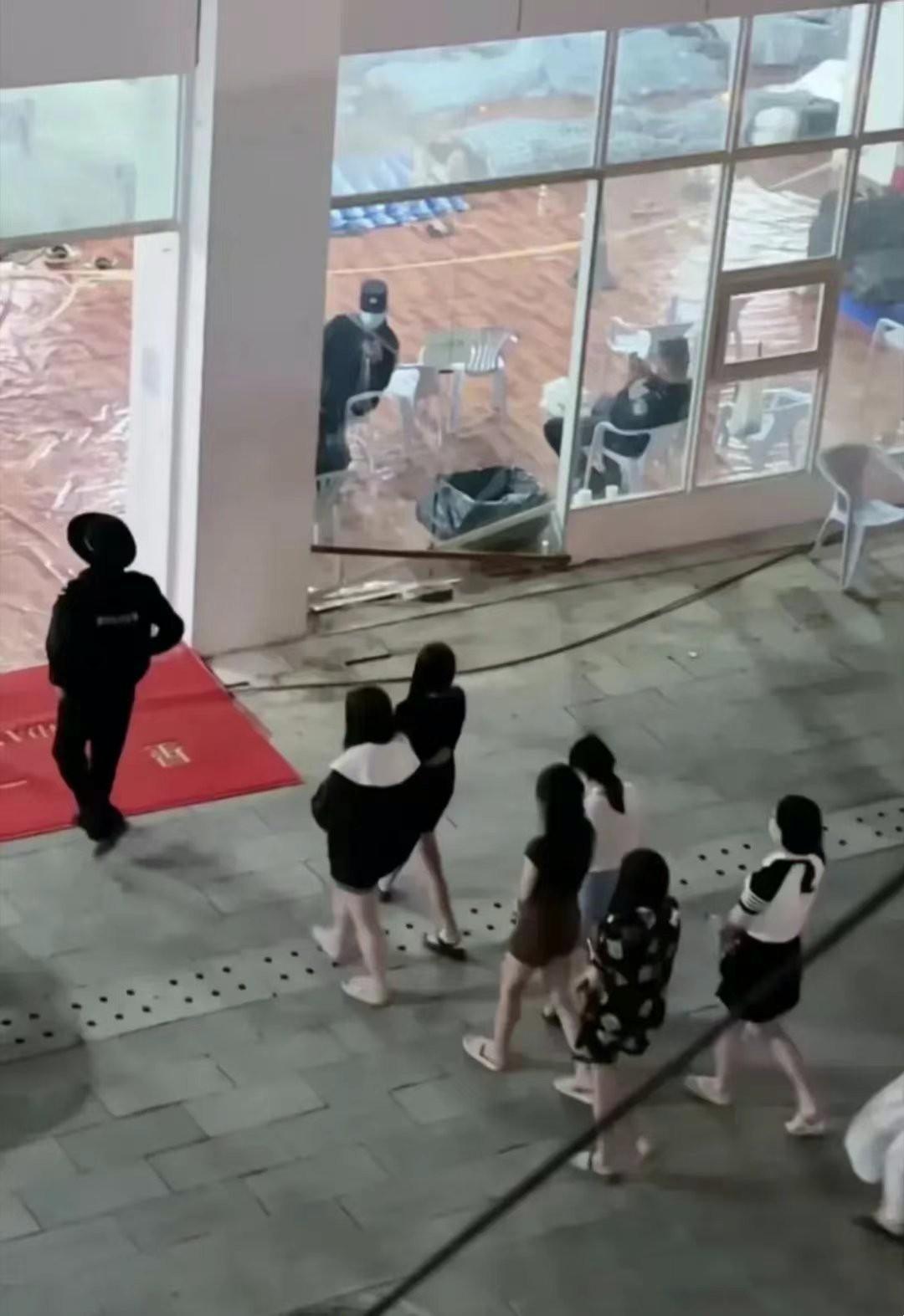 云南临沧网友爆料：每天晚上，都有大量女性从缅北返回，而且还有很多年轻、容貌出众，