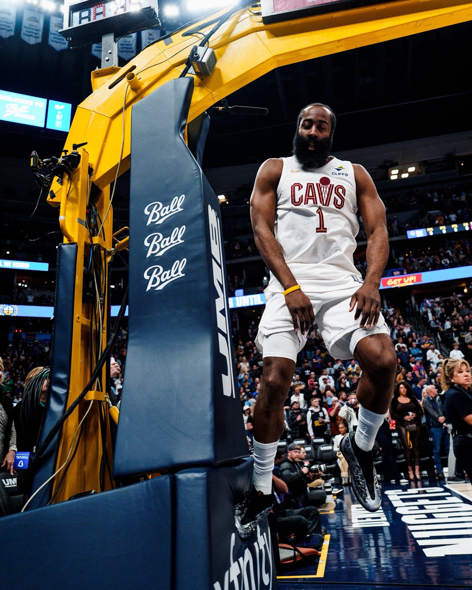 如果库里不打全明星，我感觉哈登顶替的可能性是99%nba