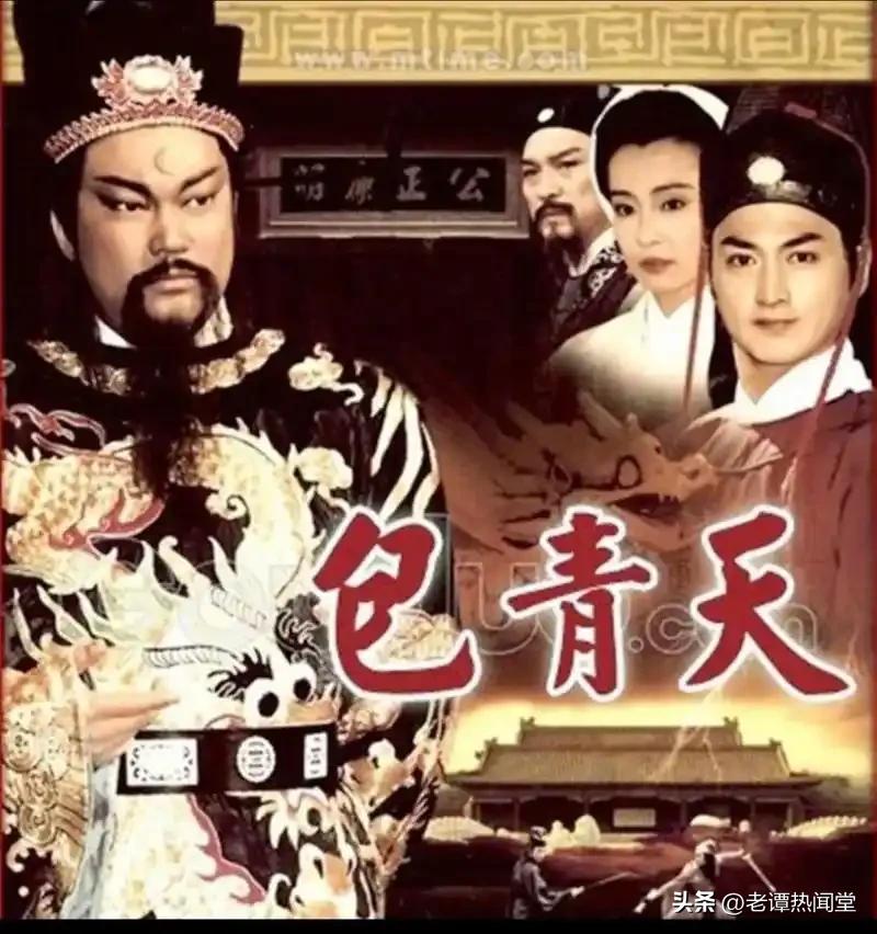 1993《新鸳鸯蝴蝶梦》，唱尽中年人回不去的青春
​
“昨日像那东流水，离我远去