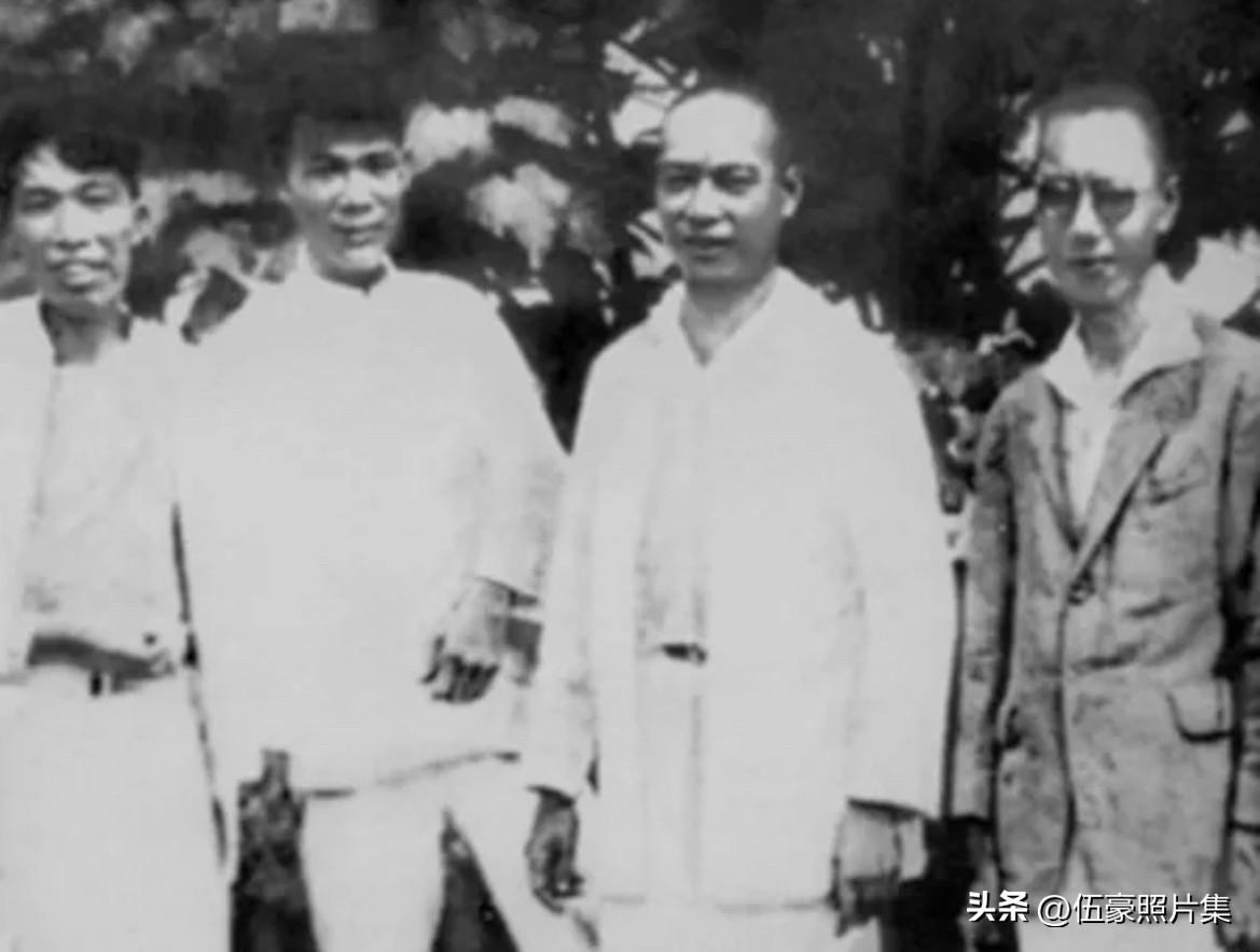 1925年初，中共广东区委部分成员合影。右起分别为杨匏安、陈延年、刘尔崧、冯菊坡