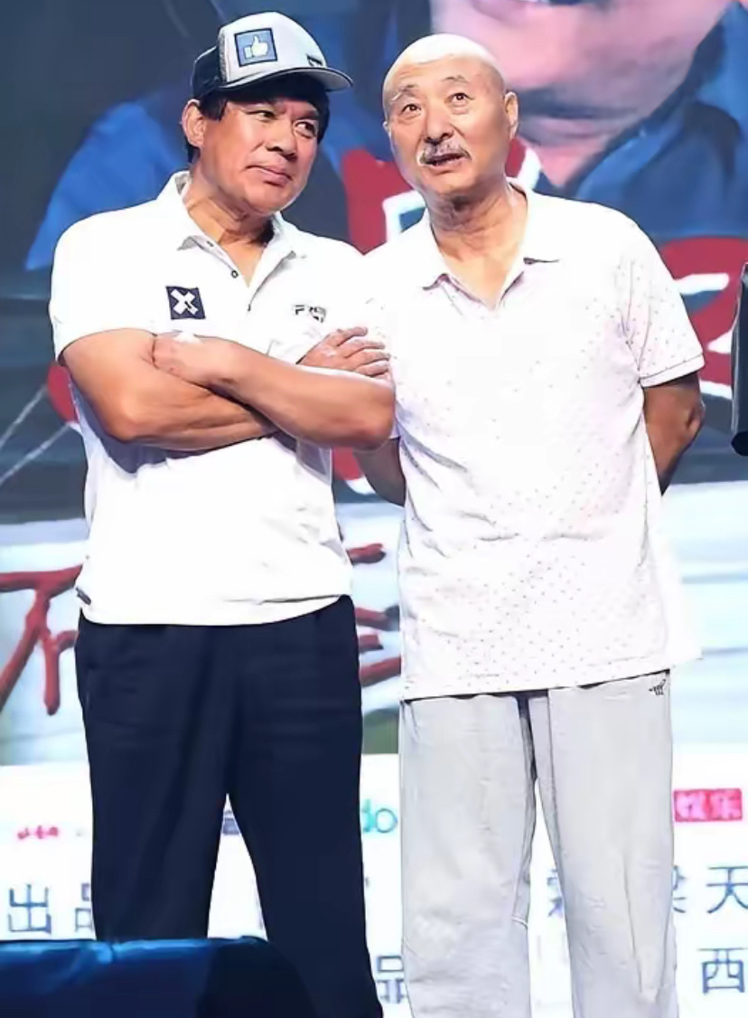 2025年春晚就要来了，估计这会最头疼的应该是春晚的导演了，现在春晚收视率一路下