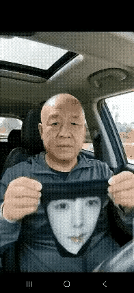 半百的男人瞬间成美女，太可怕了。