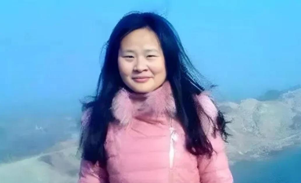 “泪目！”1988年，安徽兄弟俩在门口捡到一个刚出生女婴，没有固定收入来源的兄弟