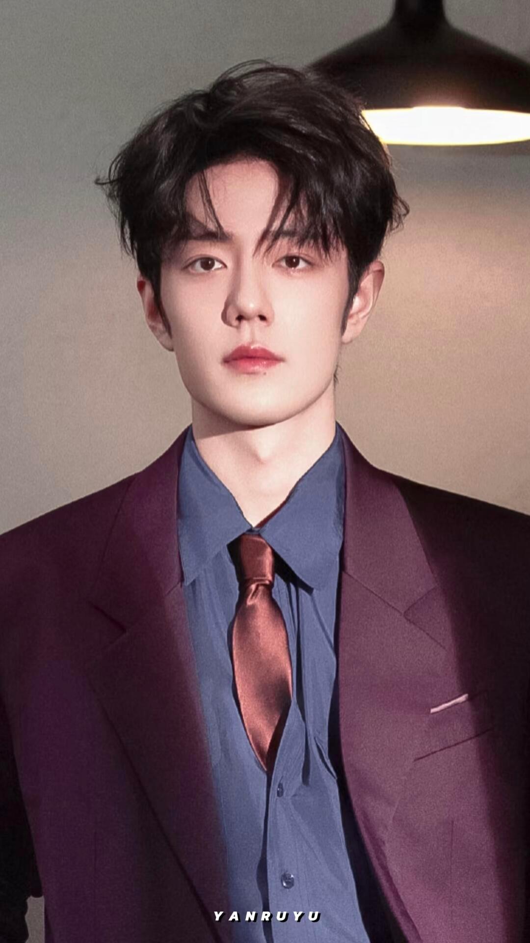 张子墨站姐拍的肖战张子墨站姐发肖战打开手机：张子墨站姐发肖战了？——什么神奇组合