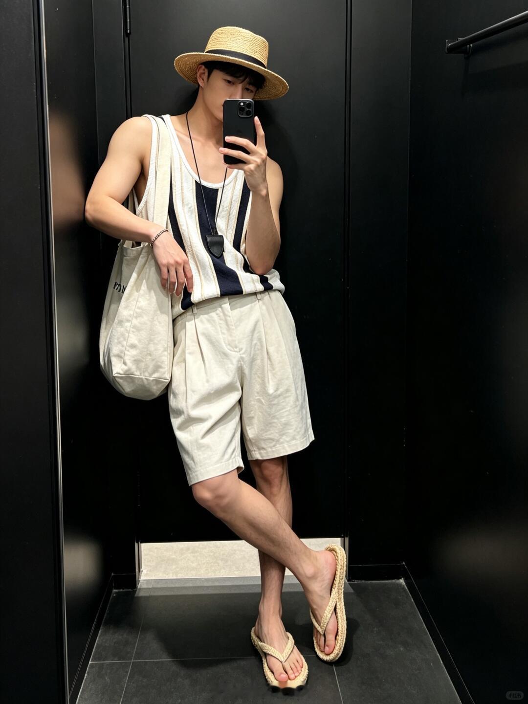 松弛慵懒阳光男孩