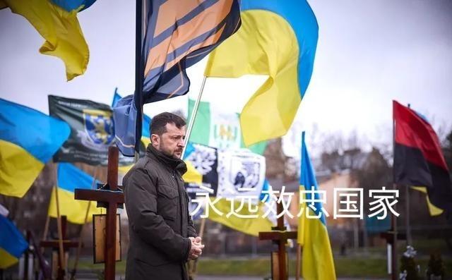 泽连斯基这招真高，愣是把5000亿的债给解决了，还没落得个卖国贼的名声。

泽连