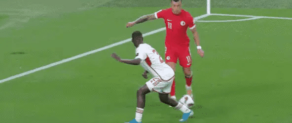 亚洲杯小组赛第一轮各组排名:
(每组前两名和四支成绩最好的第三名晋级十六强淘汰赛