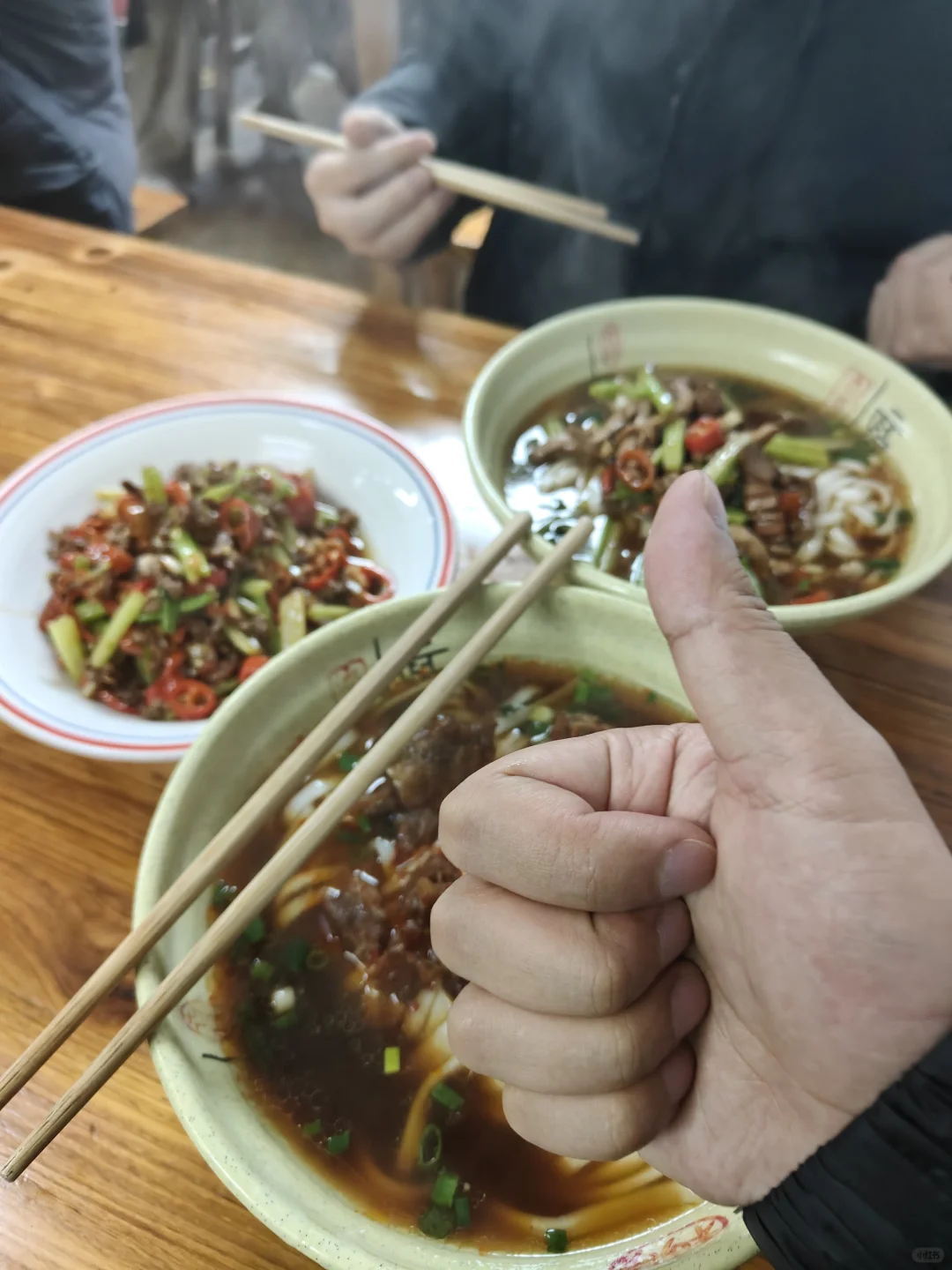 药王街粉面管排队王