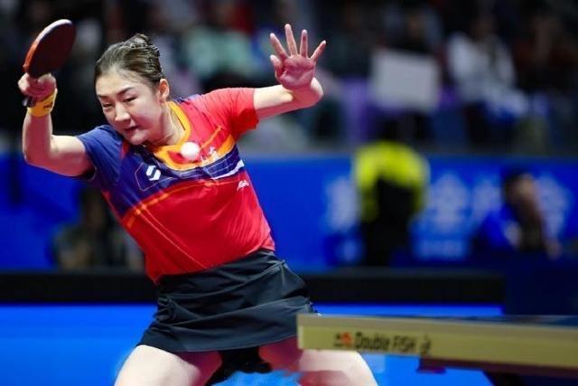 陈梦今天以4:2逆转蒯曼，晋级女单四强。从全运会一场场的比拼中，陈梦正在逐步克服