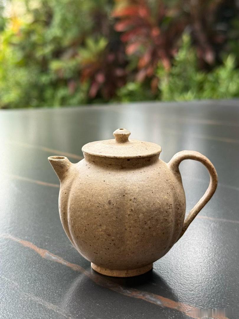 在售！全手，图一和图二，天清泥气窑烧；图三和图四，天清泥柴窑烧；图五朱泥；图六段