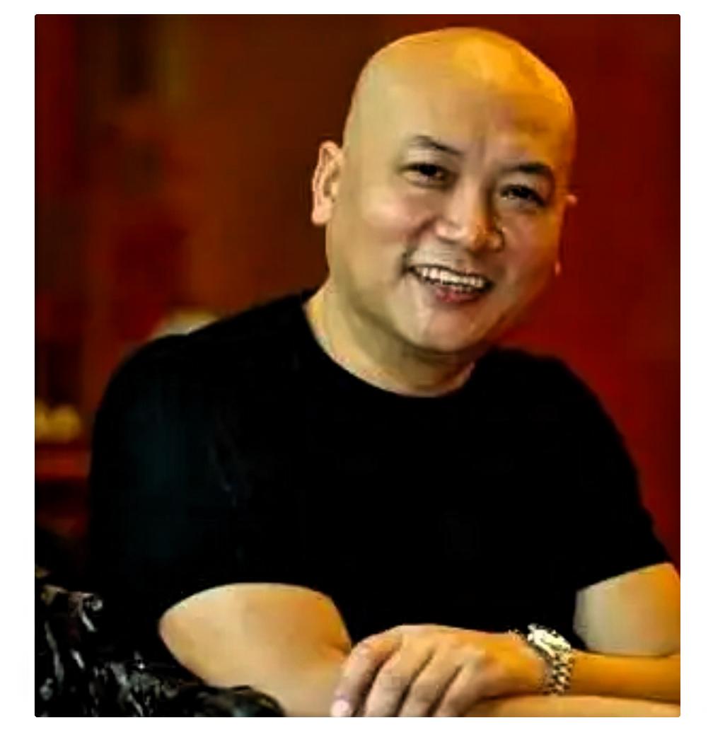 说白了，
面相是不会骗人的，
不信你看迟重瑞，准到你不敢信。
迟重瑞一看就是那种