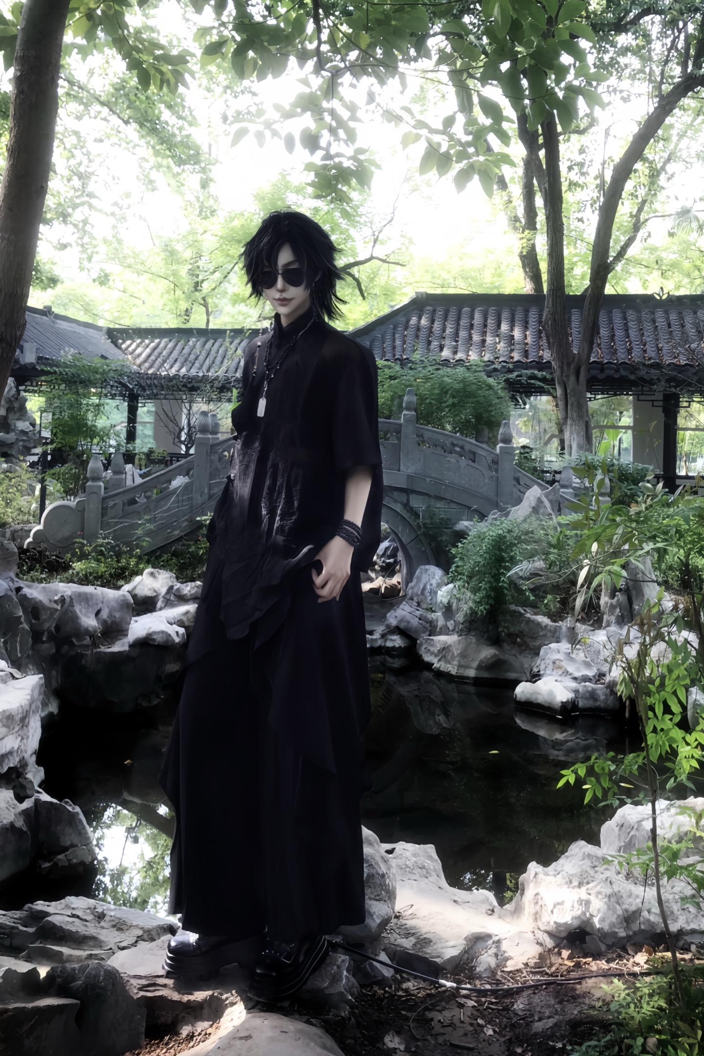 花爷 你的古风小生来了。黑花