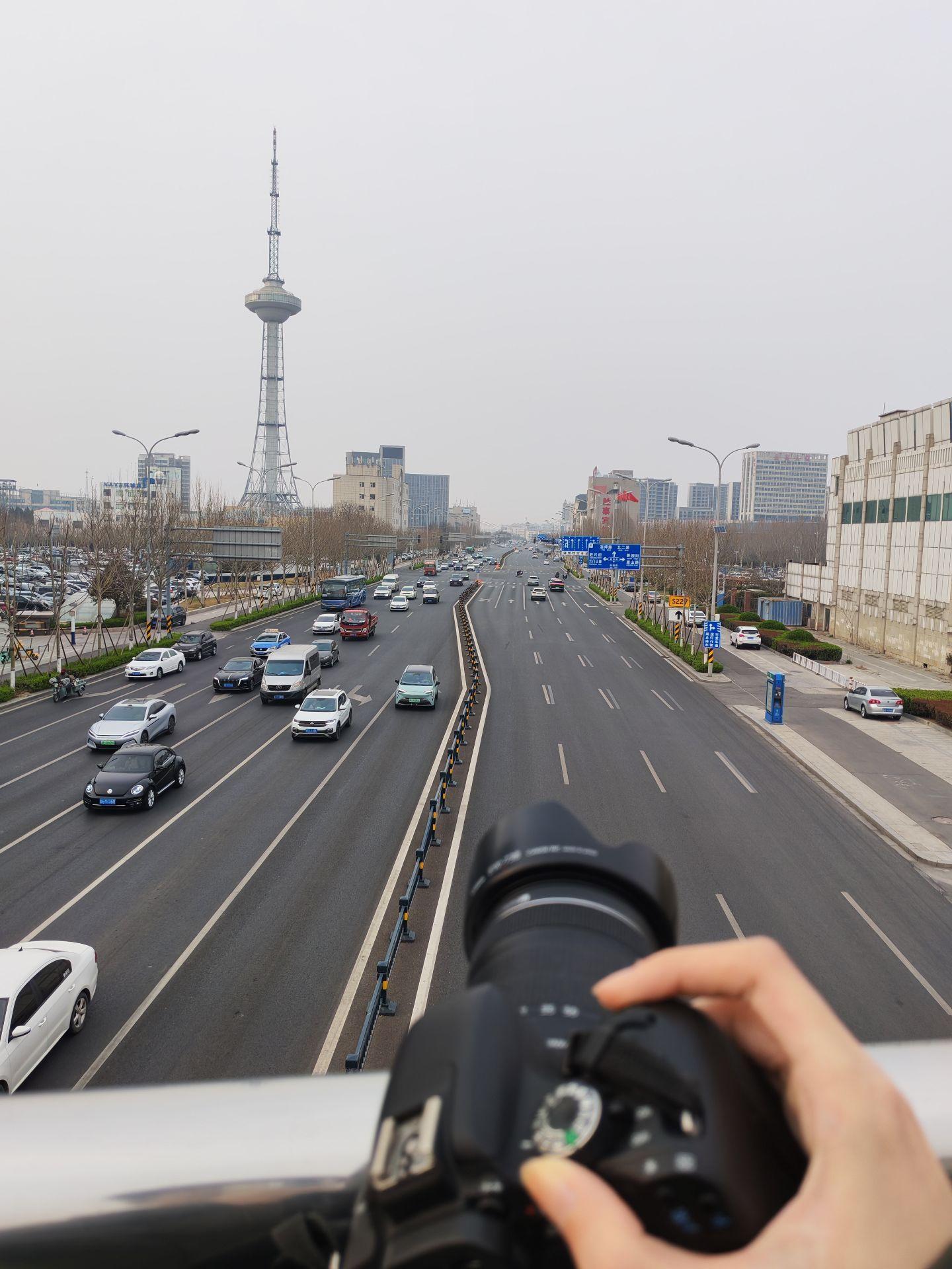 东营西城天桥追焦，众多帅气的车型，双闪上镜欢迎打卡