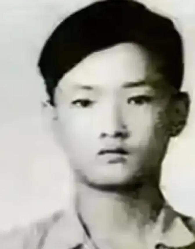 1984年，朱自清的长子朱迈先，被枪决33年后，湖南法院复查时，发现错判了，随即