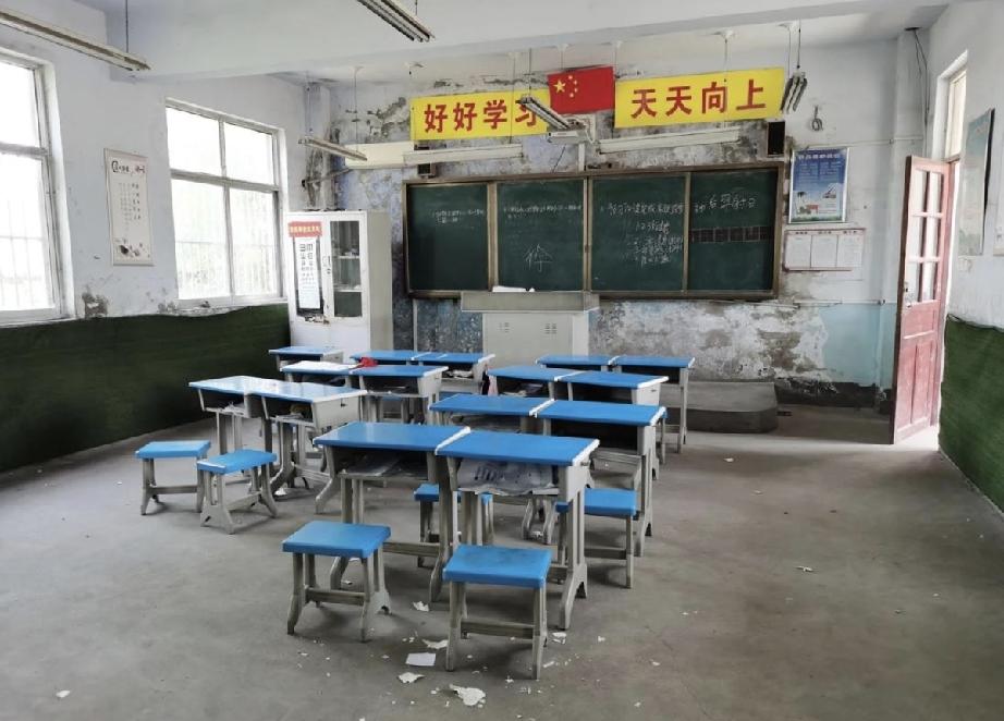 其实男人没有女人重视血脉，男人喜不喜欢那个孩子，不看孩子是不是自己的血脉，也不看