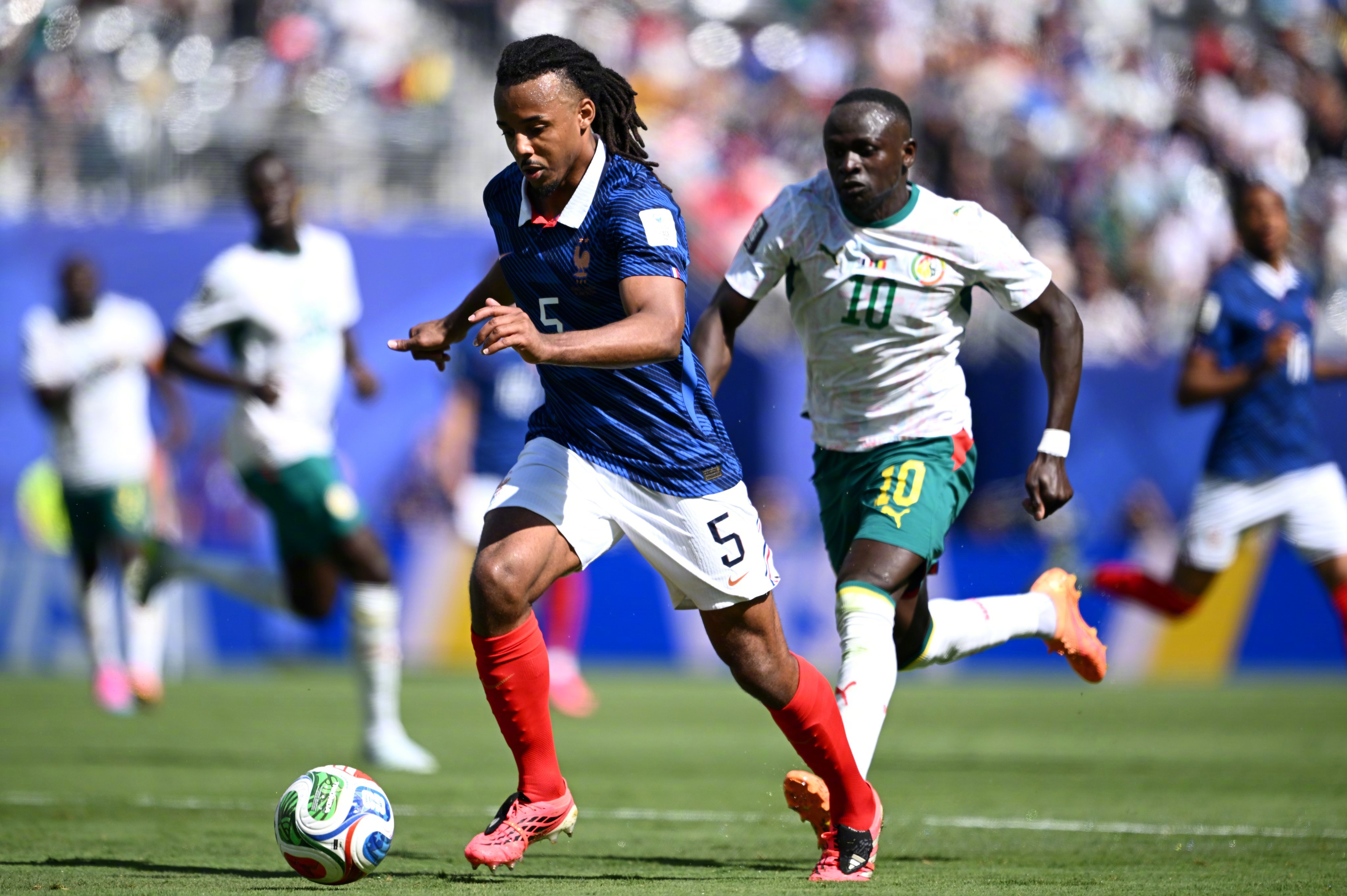 红蓝新大陆 🏆巴萨球员世界杯战报⬇️🇫🇷法国3-1塞内加尔🇸🇳：小组赛