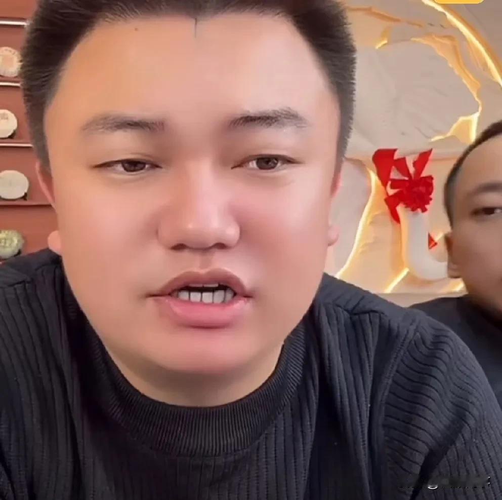 达摩感叹没有背景，跟方丈还没开始pk，被人ta了！

            达