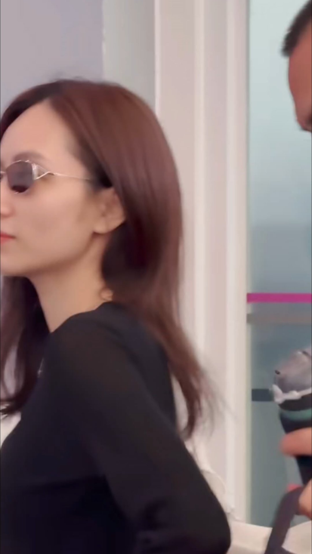 臭姐姐你继续盐我们