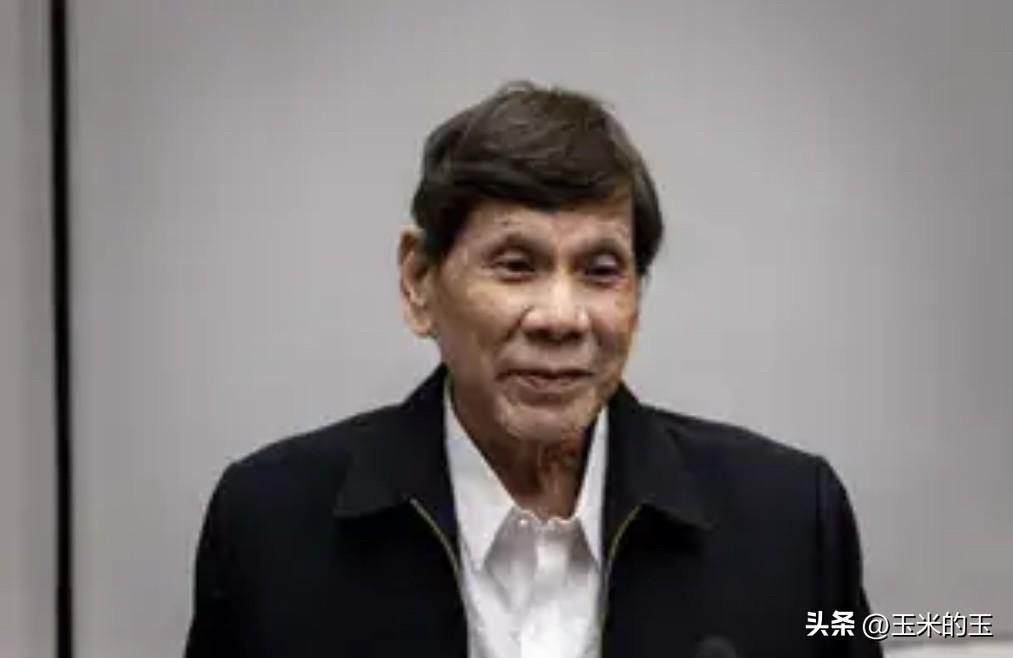 国际刑事法院的检察官正寻求简化对菲律宾前总统罗德里戈·杜特尔特的指控案件，他们请