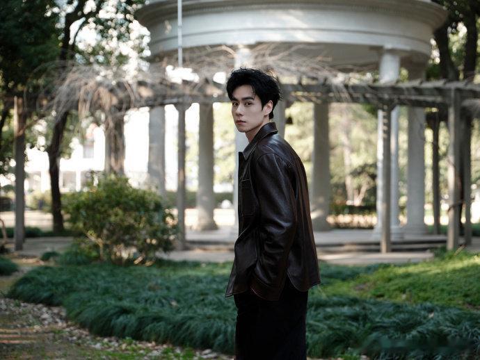 上海寸土寸金具象化了 谁能料到，在上海嘉里中心能开启一场梦幻追星之旅！明星们一亮