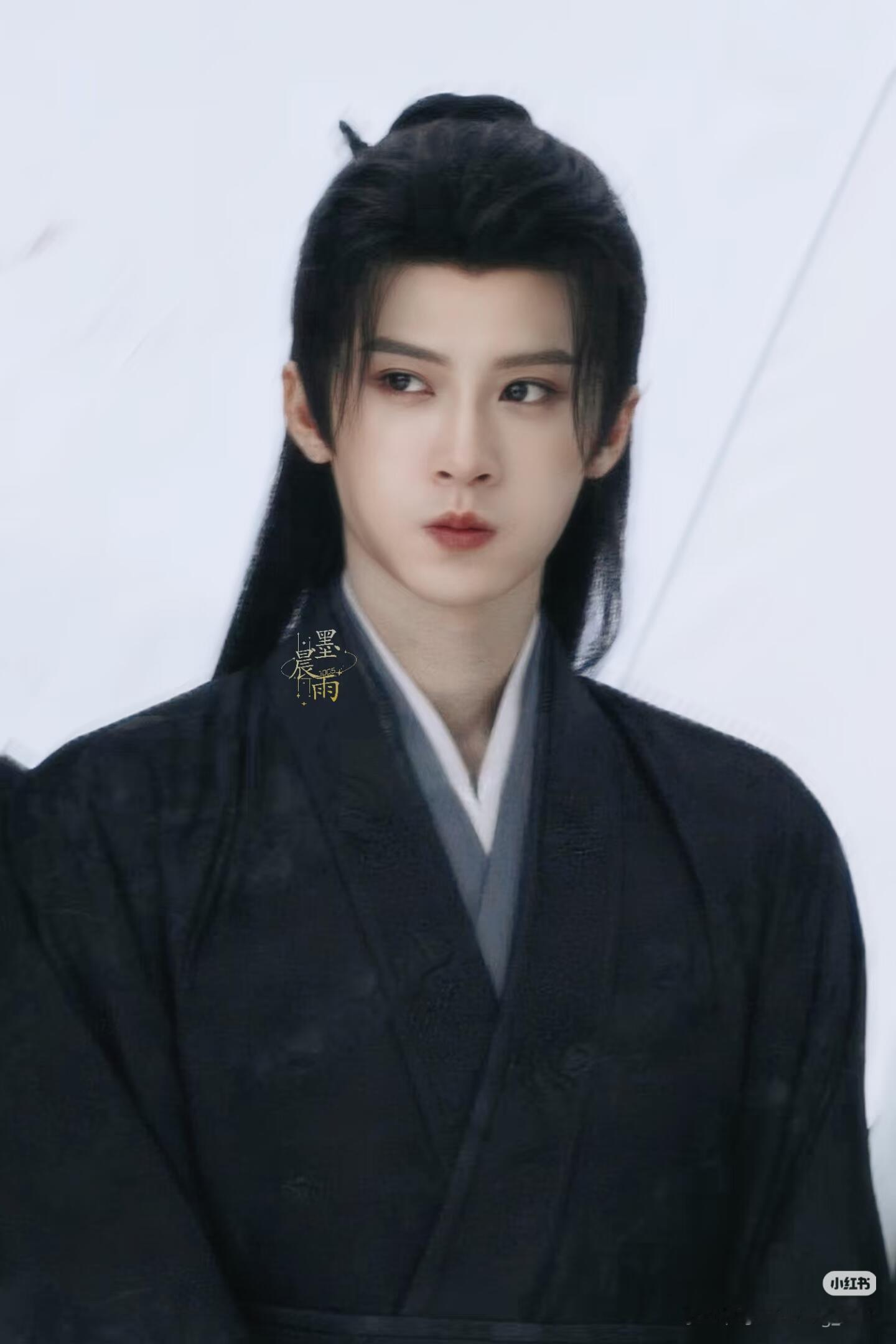 檀兮尔 岁月不饶，还是你  专栏 · 素材库