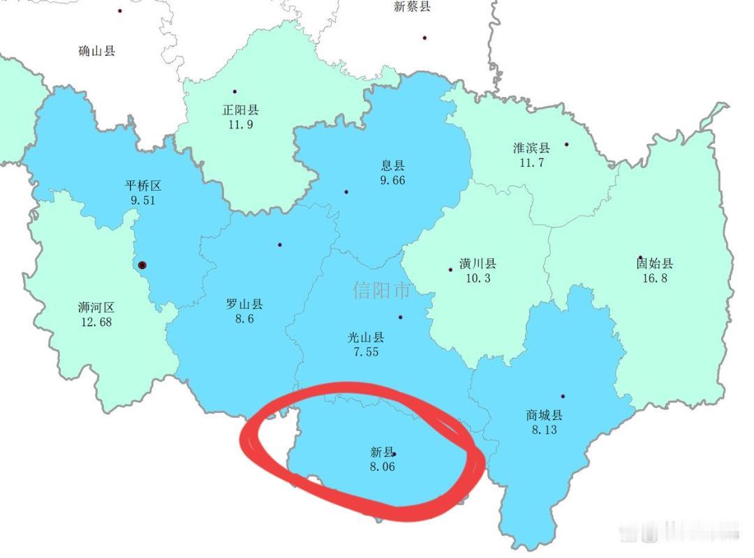 新县面积1612平方公里，常住人口约26.7万 。东接商城县，南邻湖北麻城、红安