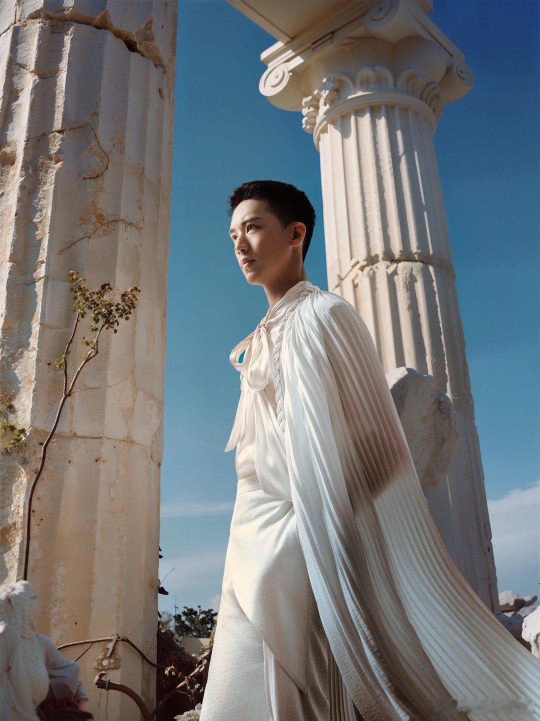 #许魏洲用AI把出发图玩出花了#许魏洲总是能给粉丝带来意想不到的惊喜，这次用AI