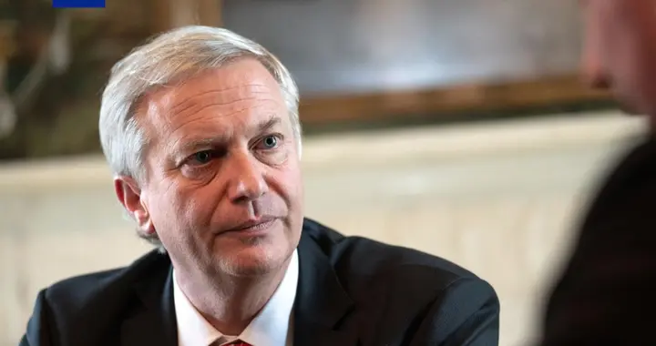 卡斯特当选智利总统，外交部：中方表示祝贺