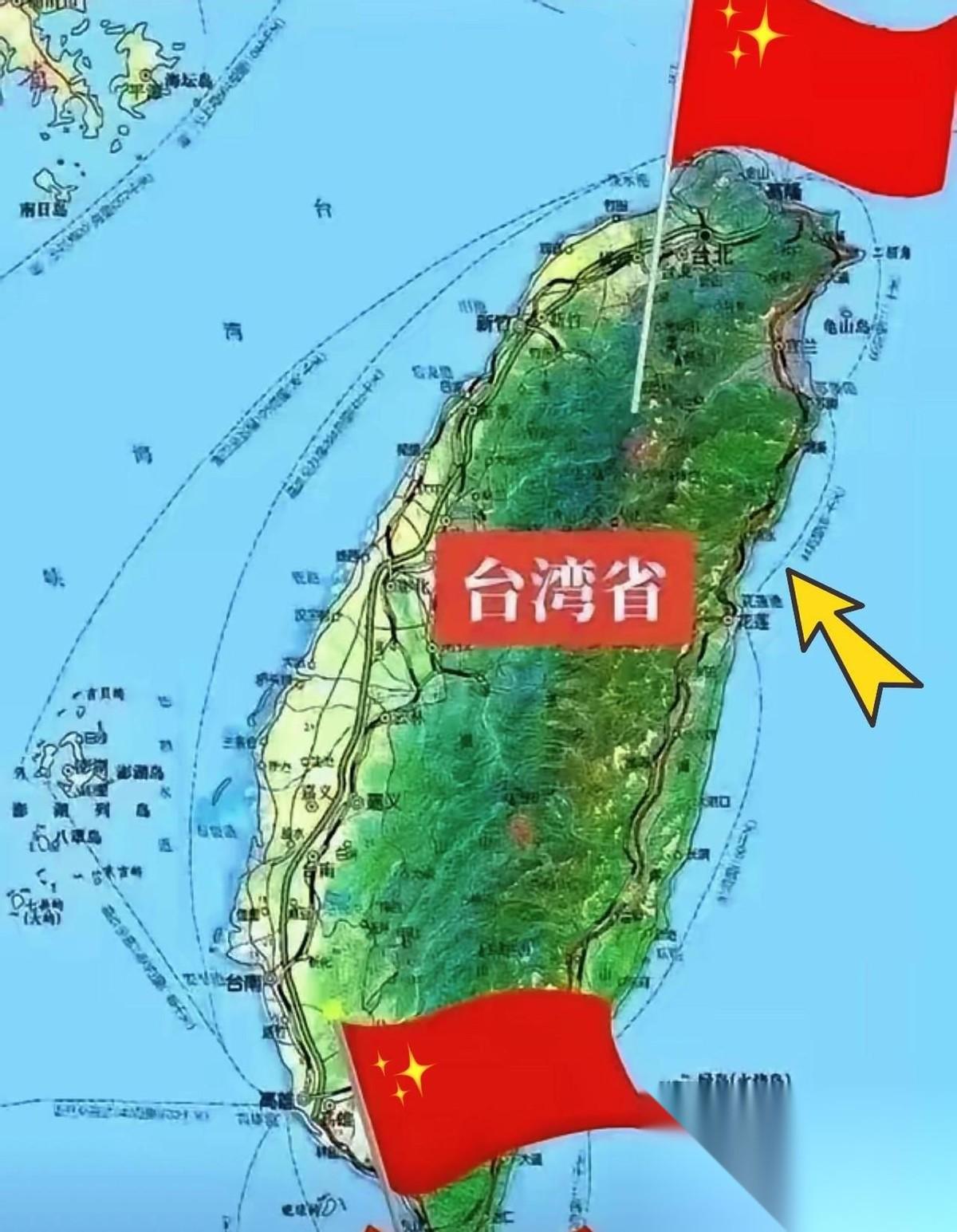 这次没提“和平统一”，也没说“一国两制”，就干脆利落八个字：“推进祖国统一大业”