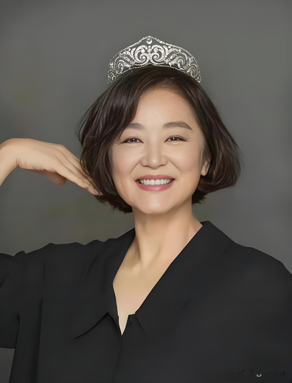 林青霞：和男朋友交往半年我就结婚了，因为我图他——对我好。

常言道，寄望于他人