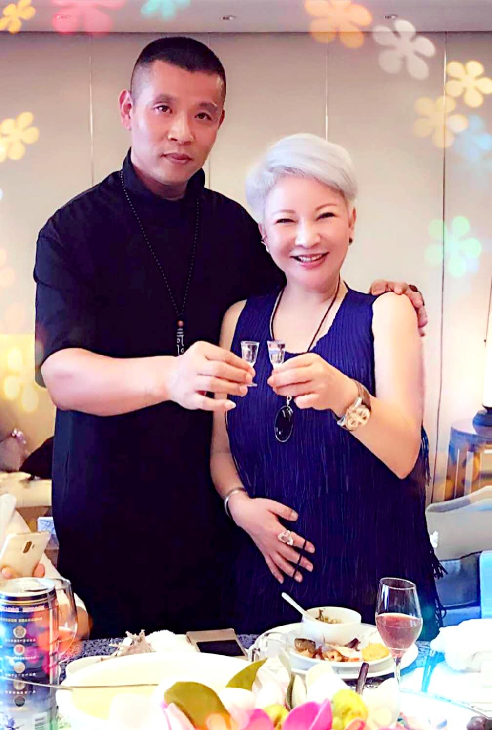干杯，朋友🤝