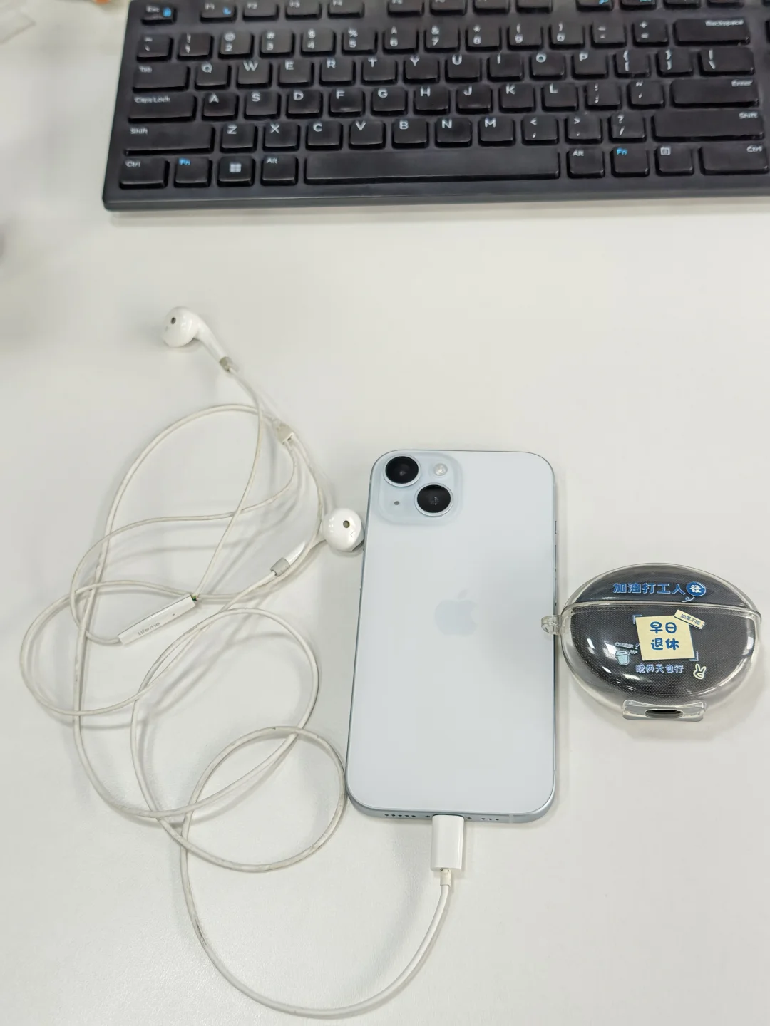 喜欢有线耳机的比无线的多很多吗？