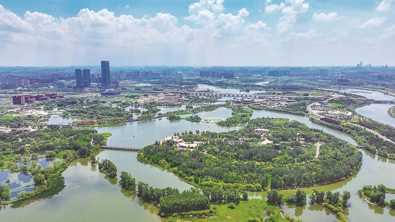 今天8月15日，迎来第四个全国生态日，万众期待的《中华人民共和国生态环境法典》也