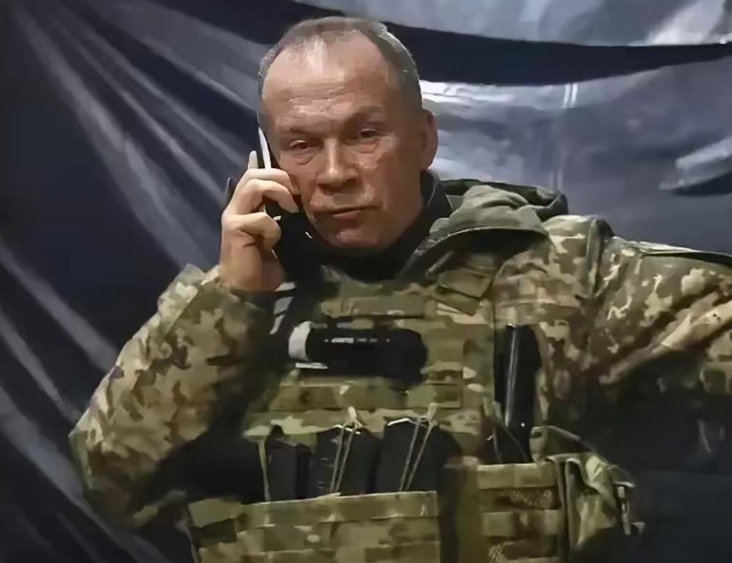 乌克兰被迫从多个阵地撤军。
​当地时间12月21日，乌克兰武装部队称，受俄军快速