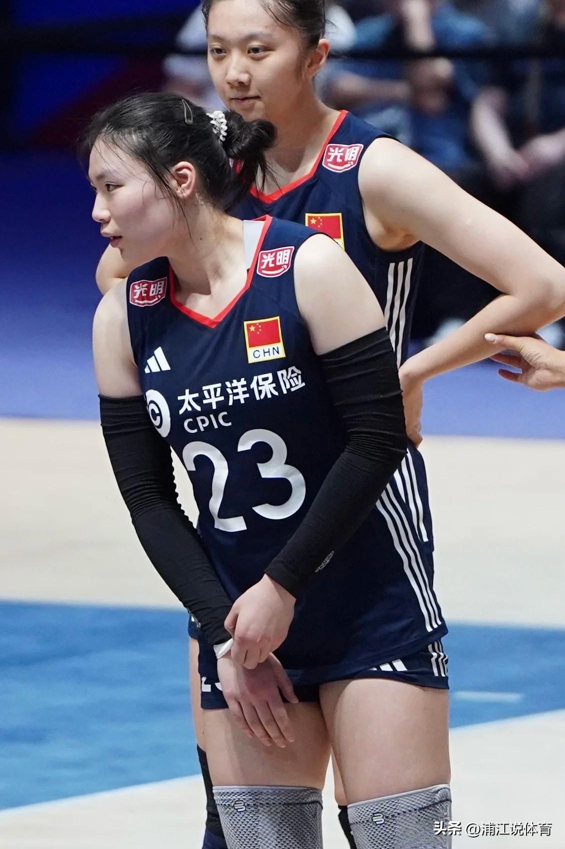 沈富麟为国家队锻炼张籽萱。降低段位的张籽萱让陈晓辉和郭中楠“血脉觉醒”，战福建队