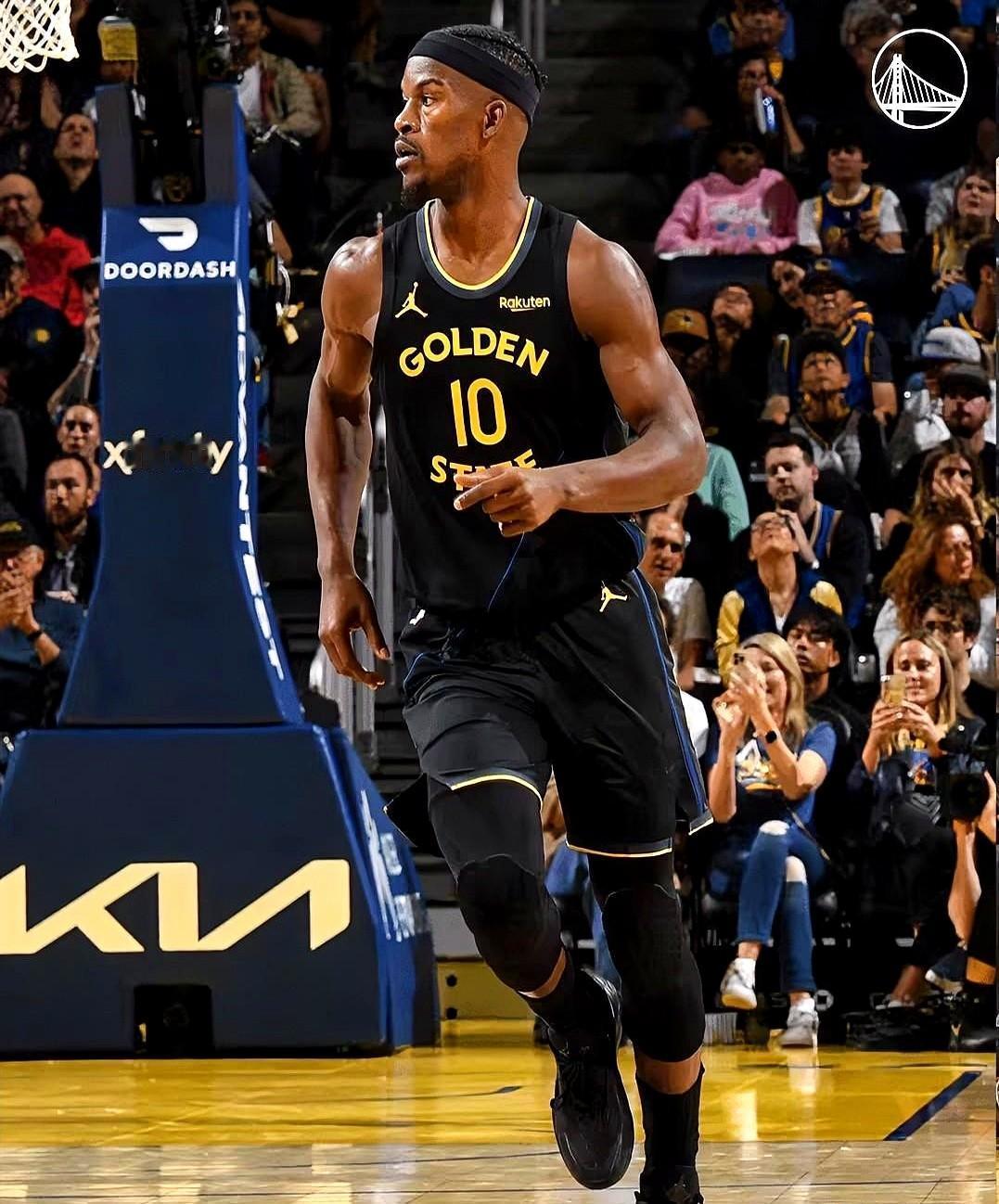 沃克成了勇士的第七人。

18分钟4分3失误，球权直接变礼物。

勇士这边，霍福