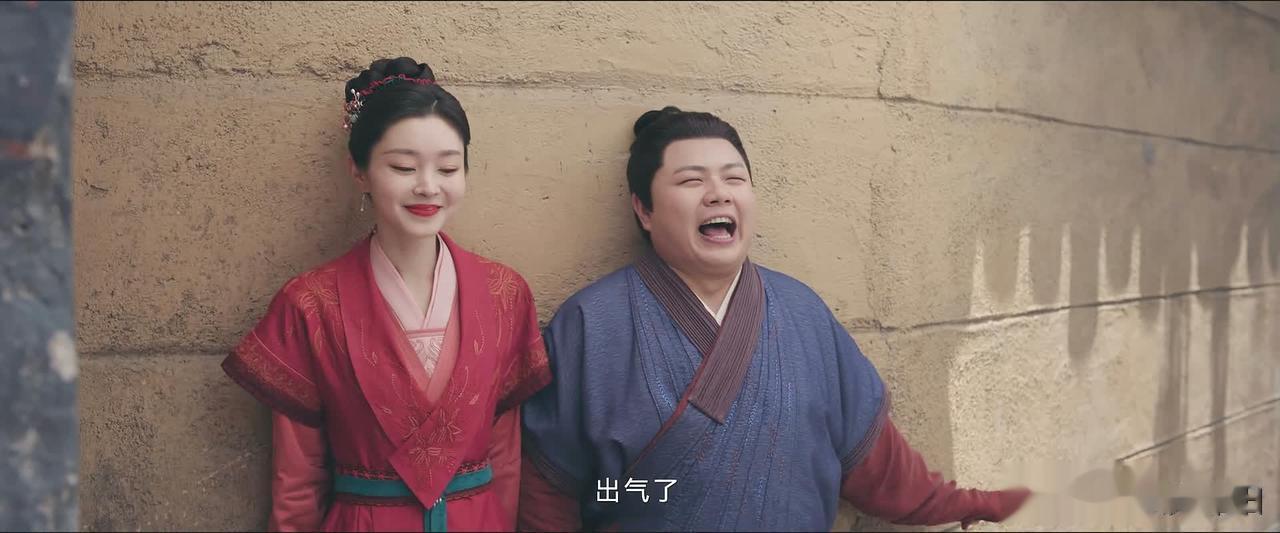《长风渡》剧中，柳玉茹这套衣服，怕不是有什么‘魔力’吧?~

柳玉茹刚来幽州，开