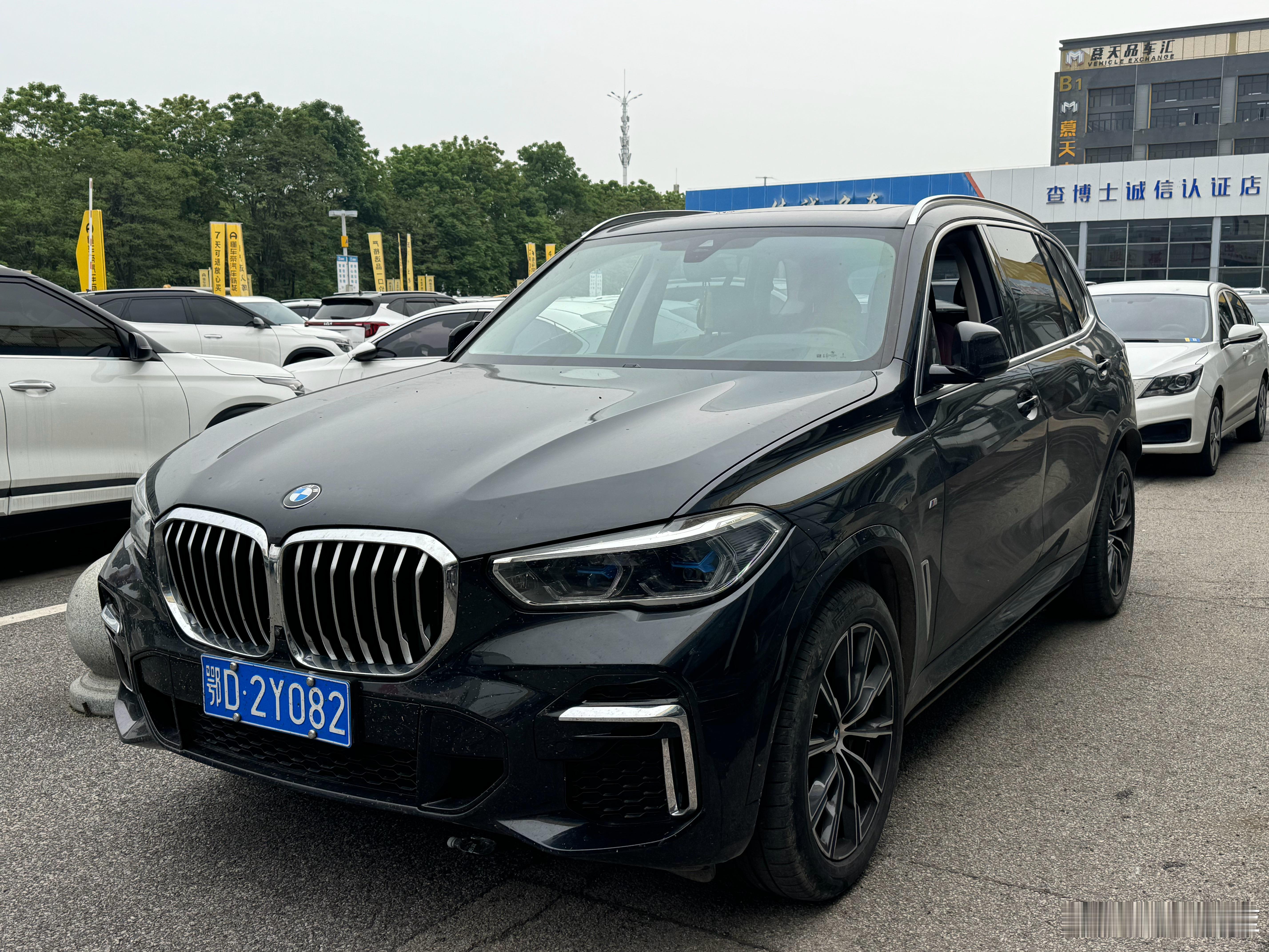 最新到店两台好货1 奔驰GLE2021款奔驰GLE450豪华版2021年上牌 行