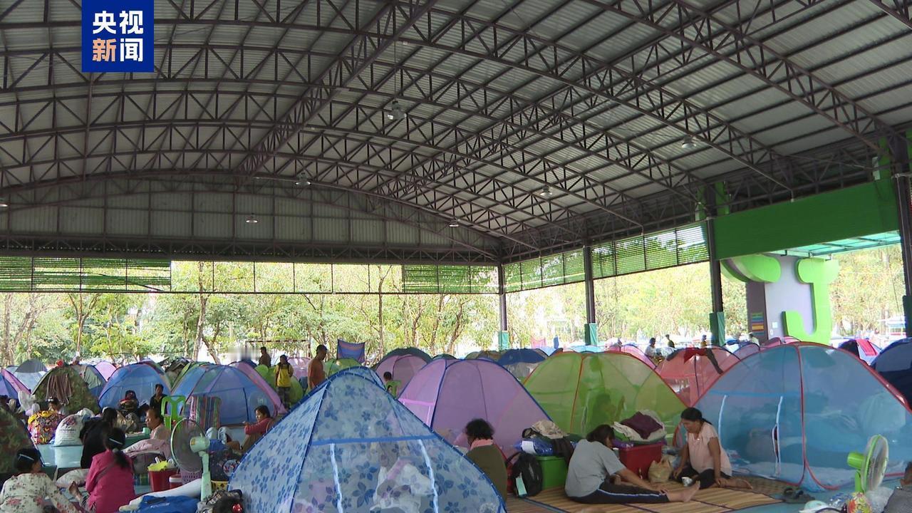 泰柬边境冲突已致柬埔寨平民10死60伤
柬埔寨内政部通报称，截至12月10日傍晚