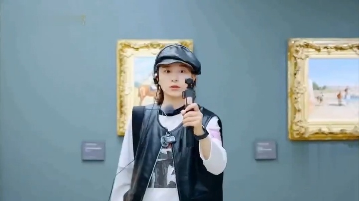 #李斯丹妮画画居然拿过奖# 没想到李斯丹妮还有这隐藏技能，画画拿过奖，真是令人惊