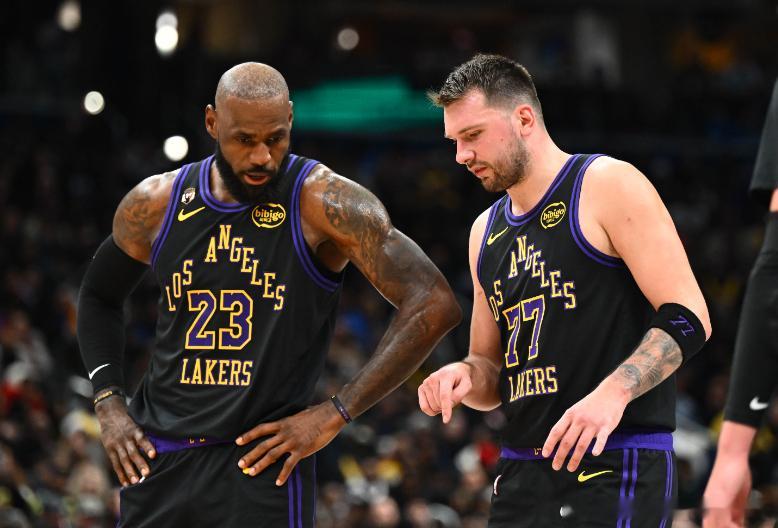 近日NBA名宿拜伦·斯科特和前NBA球员奥尔登·波利尼斯录制了《Byron Sc
