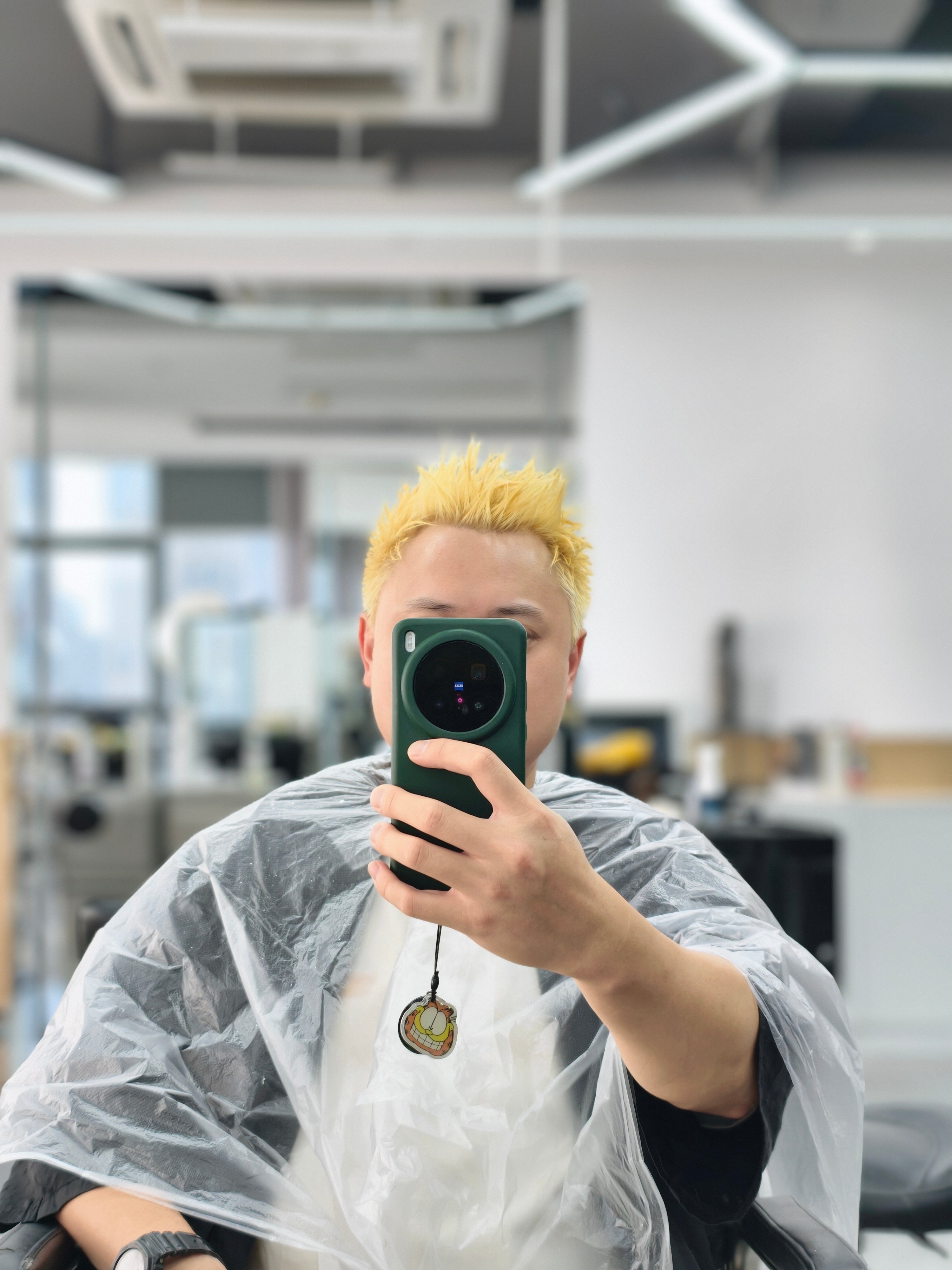 老孙前段时间给我看什么“80后老爸集体叛逆”“90后老爸集体叛逆”，就是中登们集