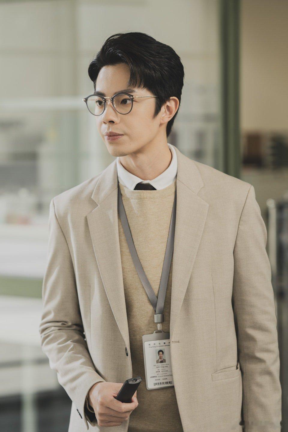 現年31歲的TVB小生林正峰近年備受力捧，不但憑台慶劇《新聞女王》中飾演暖男「王