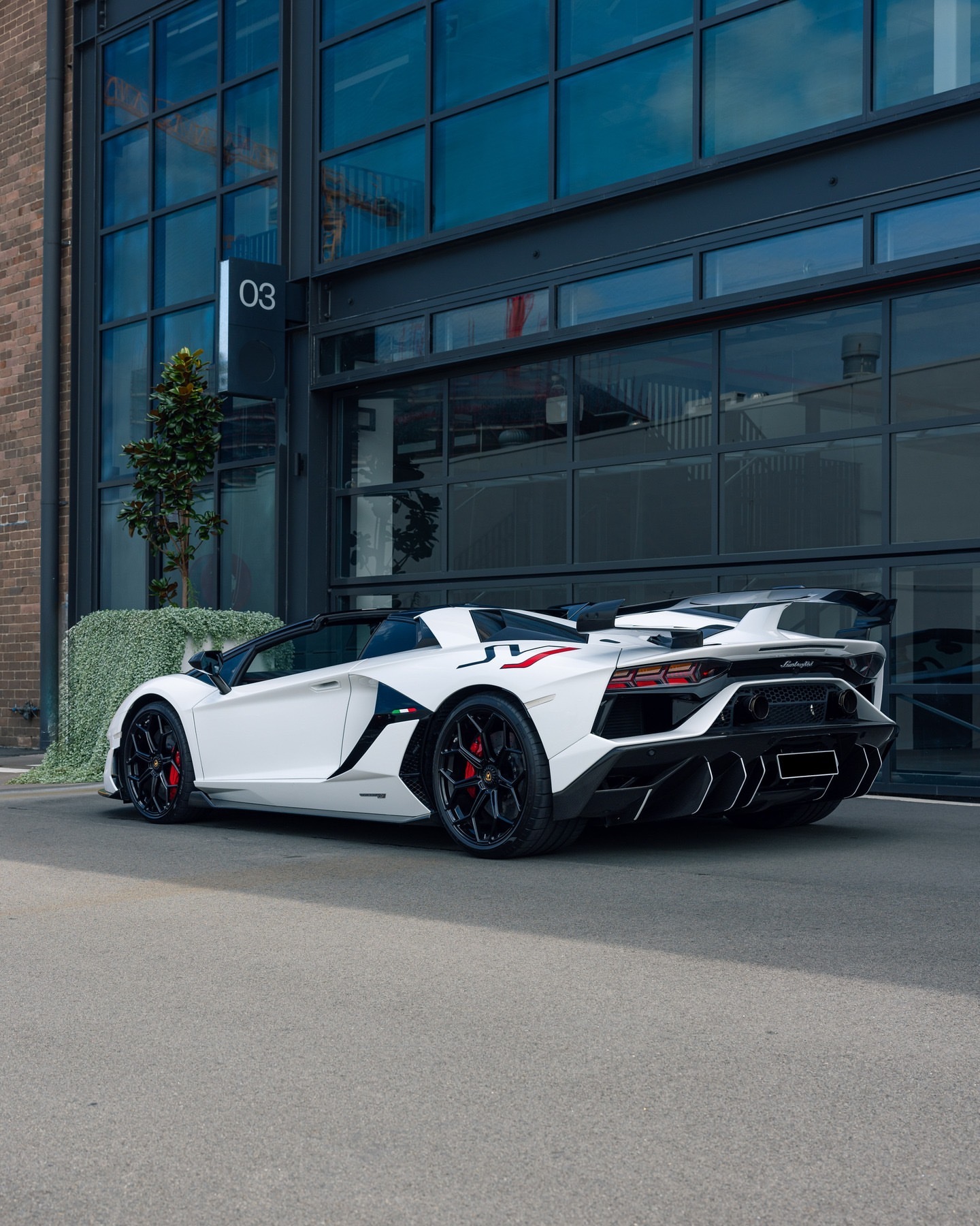 2020 Lamborghini Aventador SVJ Roadster 