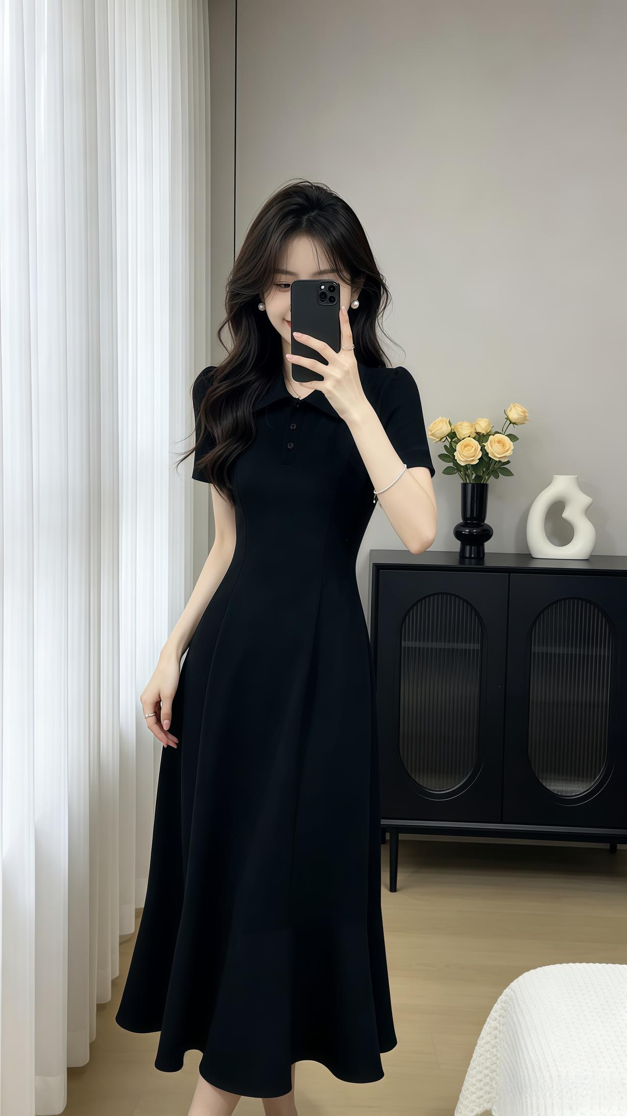 收腰小黑裙 小黑裙谁穿谁好看 显瘦又高级的连衣裙 穿搭韩系穿搭