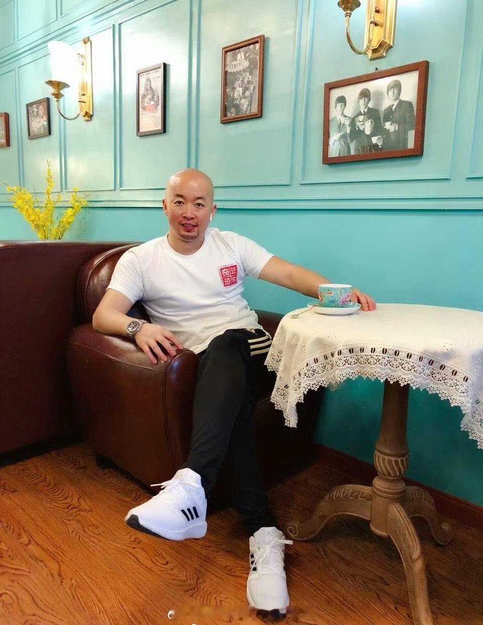 交易的成败是长期保持规律真正的交易者，只关心两件事：1、我买入后走势证明我对了该