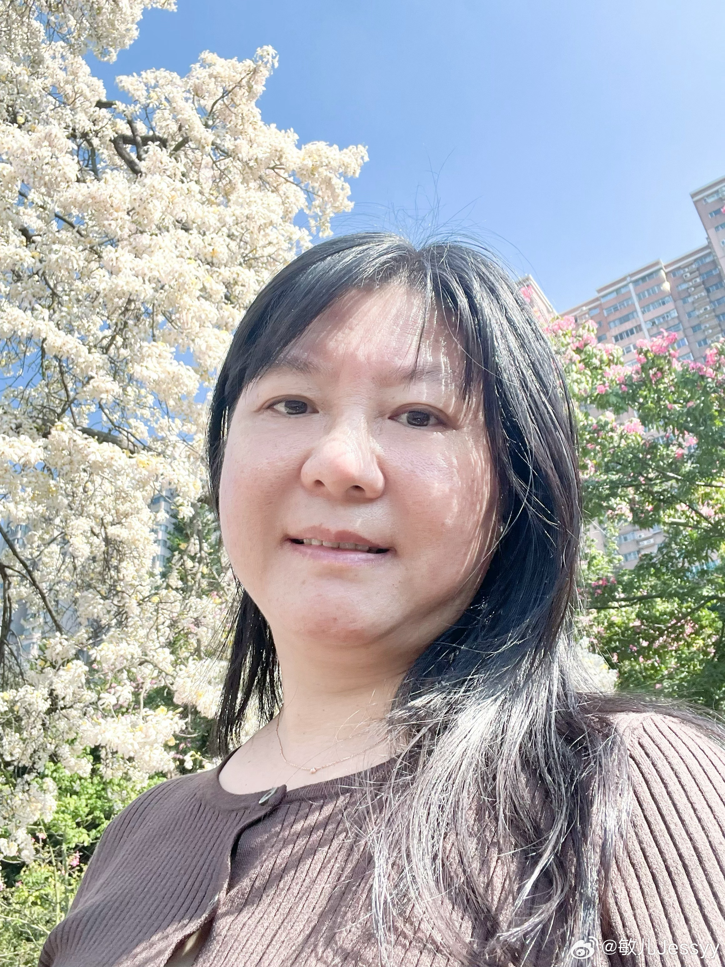 敏儿原相机素颜照。自拍手机摄影时尚 ​​​