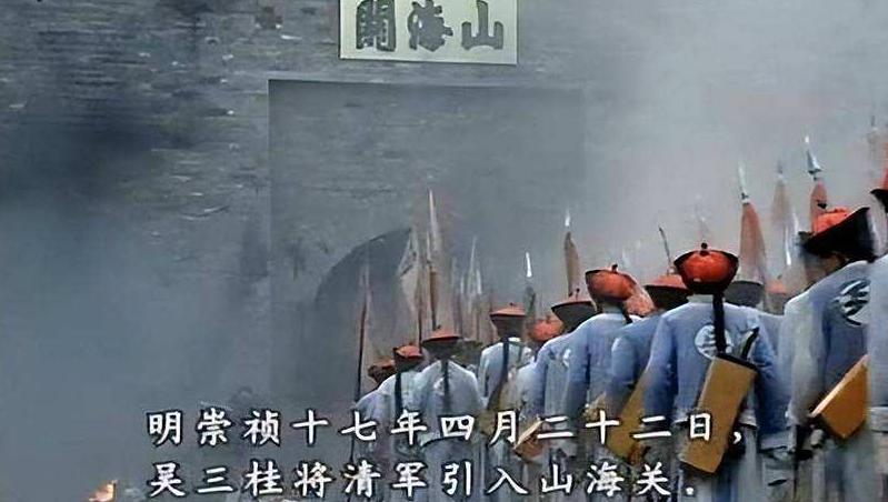 兵戈南下日为昏，匪石寒松聚一门。痛杀怀中三岁子，也随阿母作忠魂。
深闺日日绣凤凰